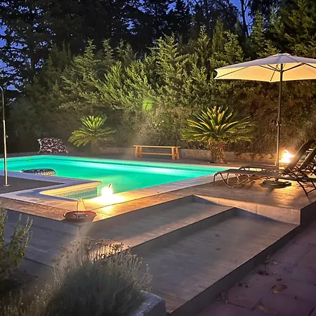 Lejlighed Abajo Stijlvol Met Zwembad En Tuin *