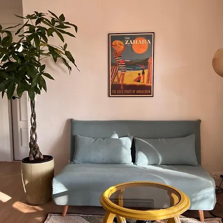 דירה Abajo Stijlvol Met Zwembad En Tuin