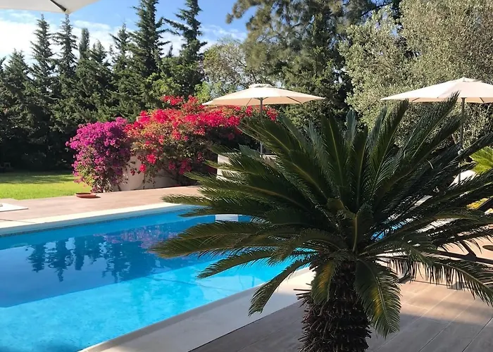 Abajo Stijlvol Met Zwembad En Tuin Apartmán *