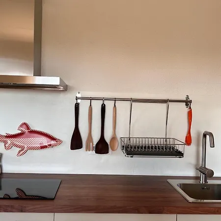 Abajo Stijlvol Met Zwembad En Tuin Apartment