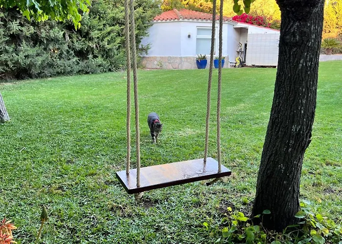 Abajo Stijlvol Met Zwembad En Tuin 公寓