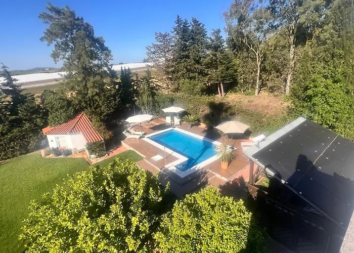 Abajo Stijlvol Met Zwembad En Tuin 公寓